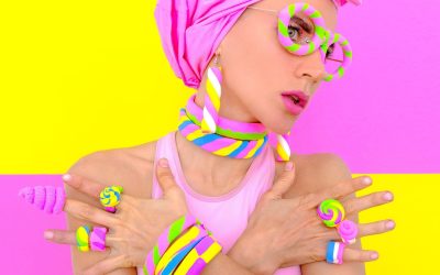 La Mode Emancipatrice : Comment les vêtements révolutionnent les codes de la société